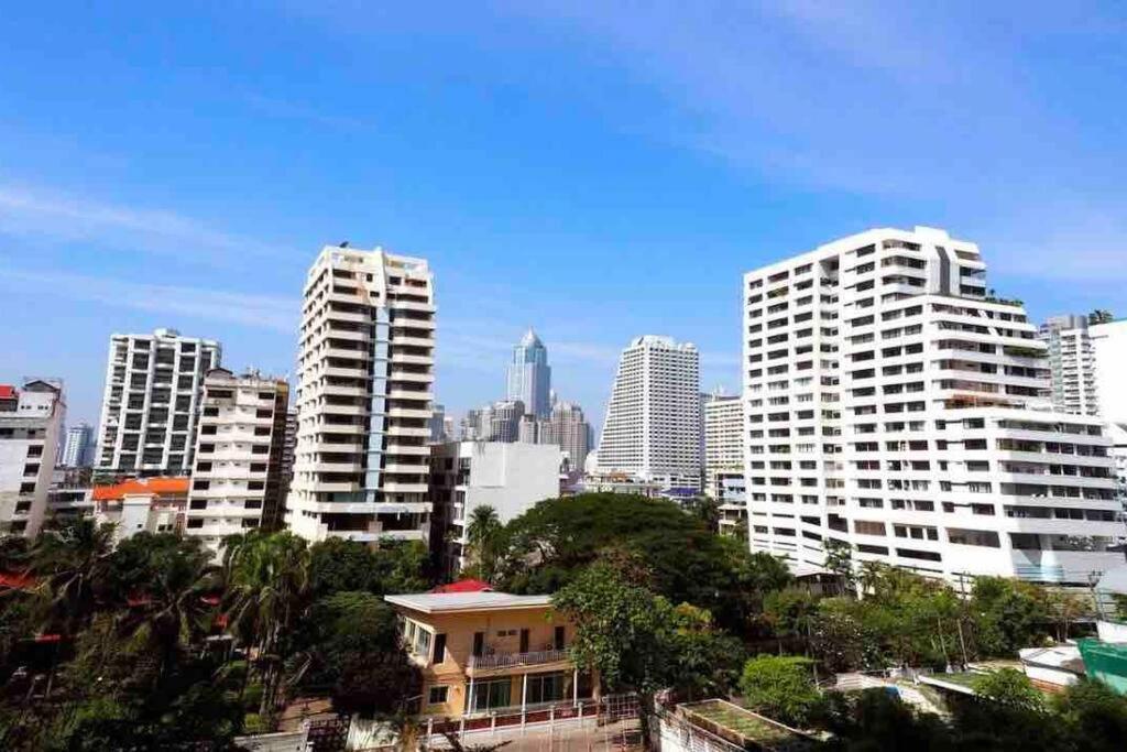 Stylish 1 Bedroom, Nice Pool,Bts Asok, Sukhumvit Bangkok Kültér fotó