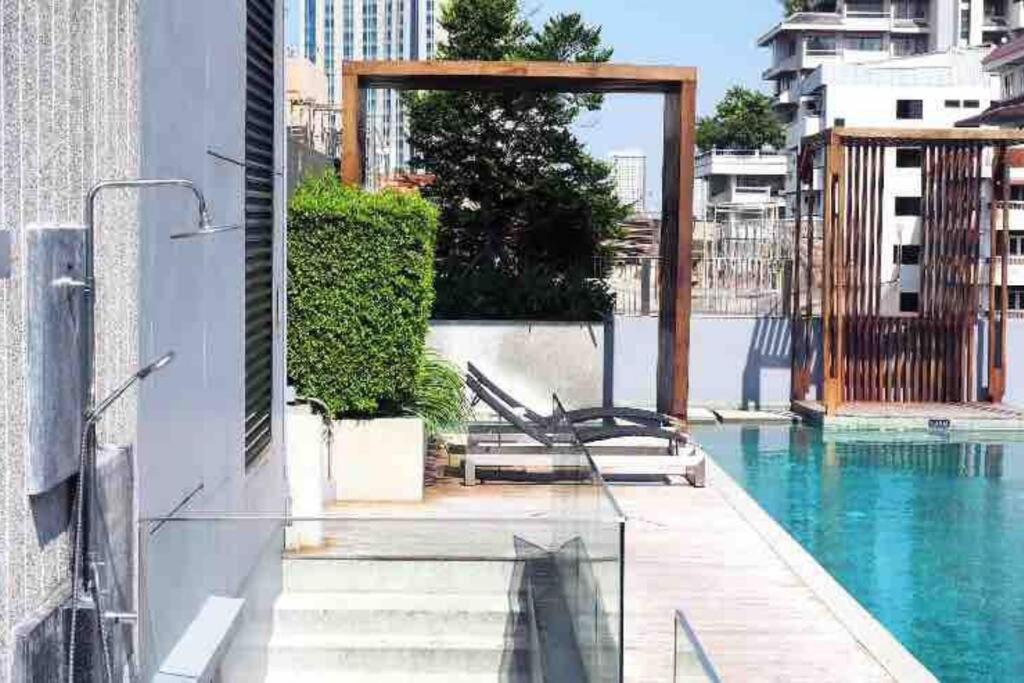Stylish 1 Bedroom, Nice Pool,Bts Asok, Sukhumvit Bangkok Kültér fotó