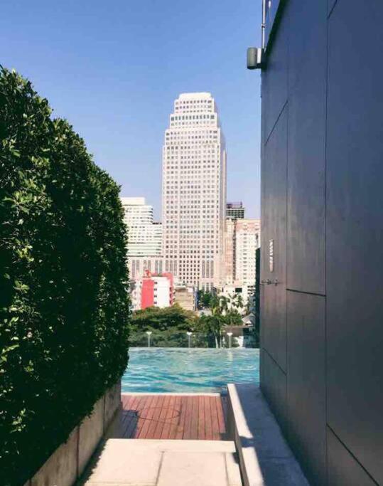 Stylish 1 Bedroom, Nice Pool,Bts Asok, Sukhumvit Bangkok Kültér fotó
